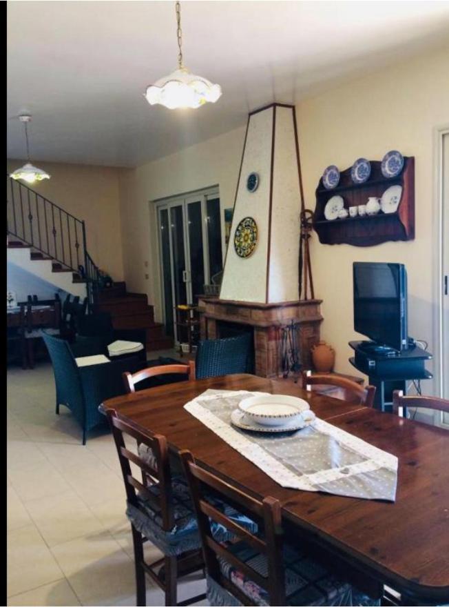 Villa Vela Augusta Esterno foto