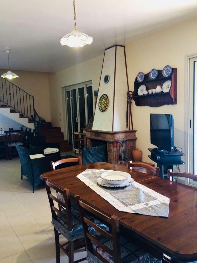 Villa Vela Augusta Esterno foto